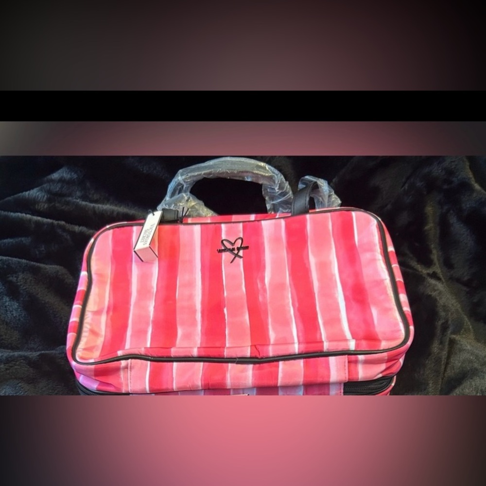 Victoria’s Secret jet setter hanging cosmetic case & wallets
